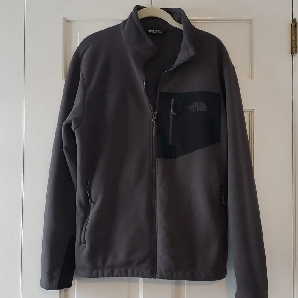 THE NORTH FACE FLEECE JACKET GRAY BLACK MENS SIZE MEDIUM WARM FALL SPRING WINTER
